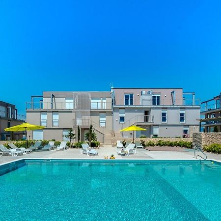 Isola Bella Pag Aparthotel Povljana Exteriör bild