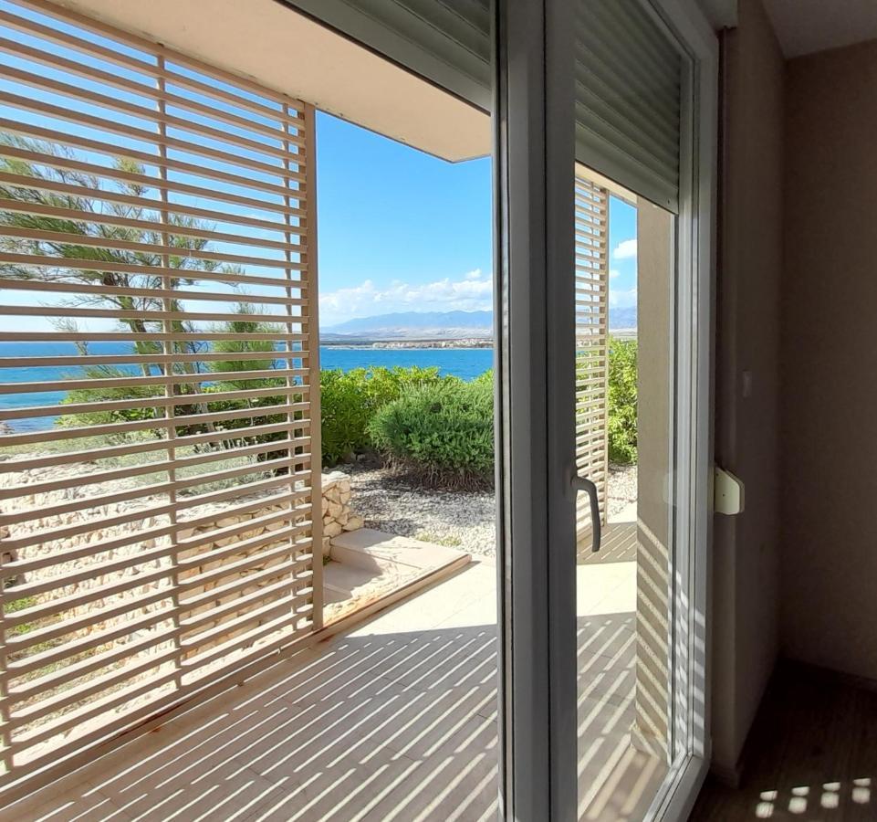 Isola Bella Pag Aparthotel Povljana Exteriör bild