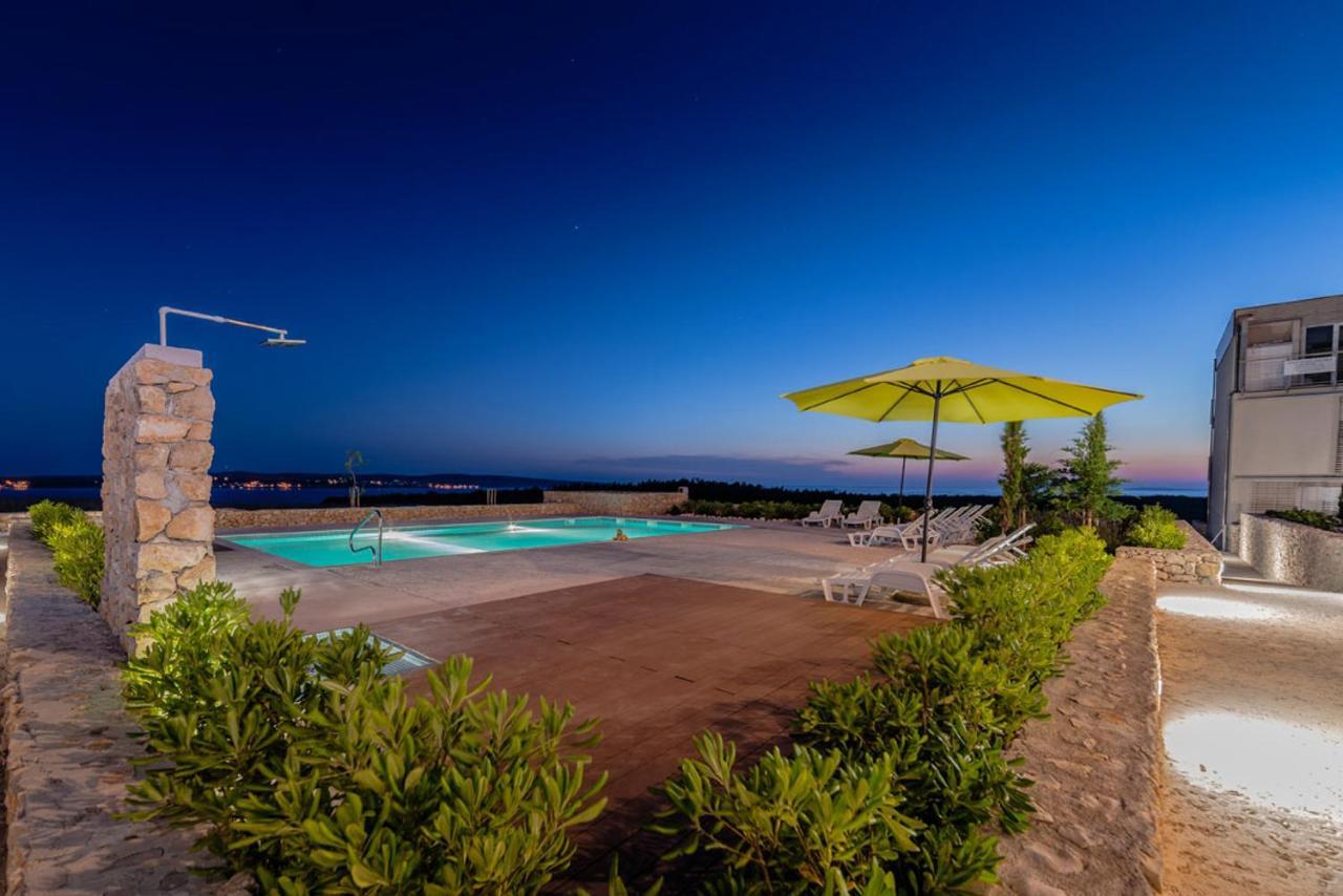 Isola Bella Pag Aparthotel Povljana Exteriör bild