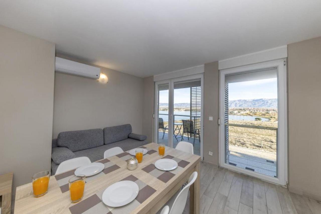 Isola Bella Pag Aparthotel Povljana Exteriör bild